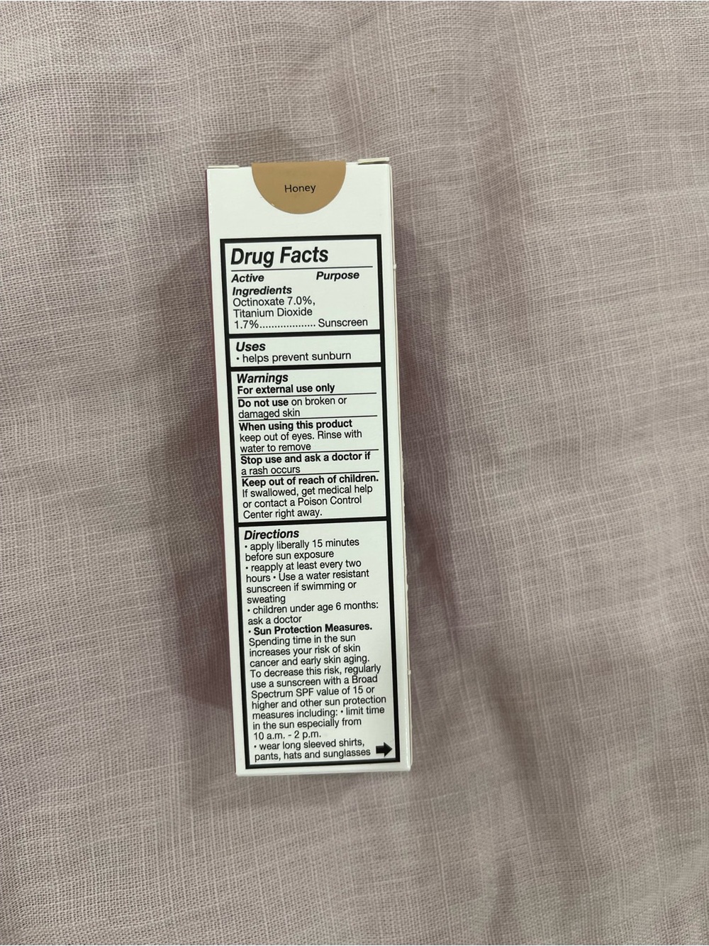 No7 Restore & Renew Multi Action Serum Foundation - Honey (Light-Medium) - Picture 2 of 2